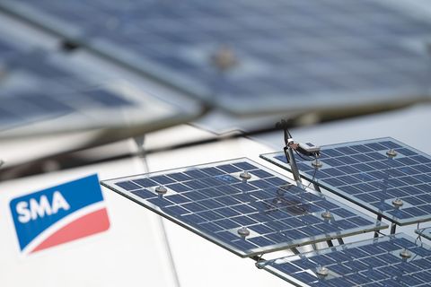 SMA Solar verzeichnet seit März eine stabilere Nachfrage nach Photovoltaik-Anlagen. (Archivbild) Foto: Sebastian Gollnow/dpa