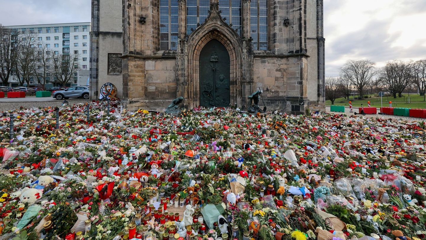 Der Entwurf des Abschlussberichtes zum Magdeburger Weihnachtsmarkt listet Defizite im Handeln der Behörden auf. (Archivbild) Fot