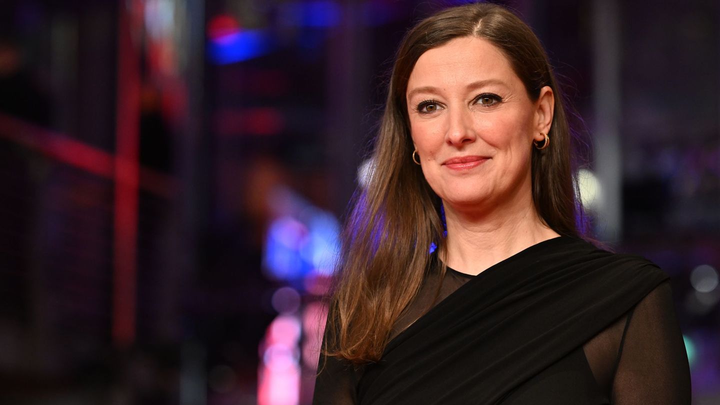 Schauspielerin Alexandra Maria Lara trauert um ihre Mutter. (Archivbild) Foto: Jens Kalaene/dpa