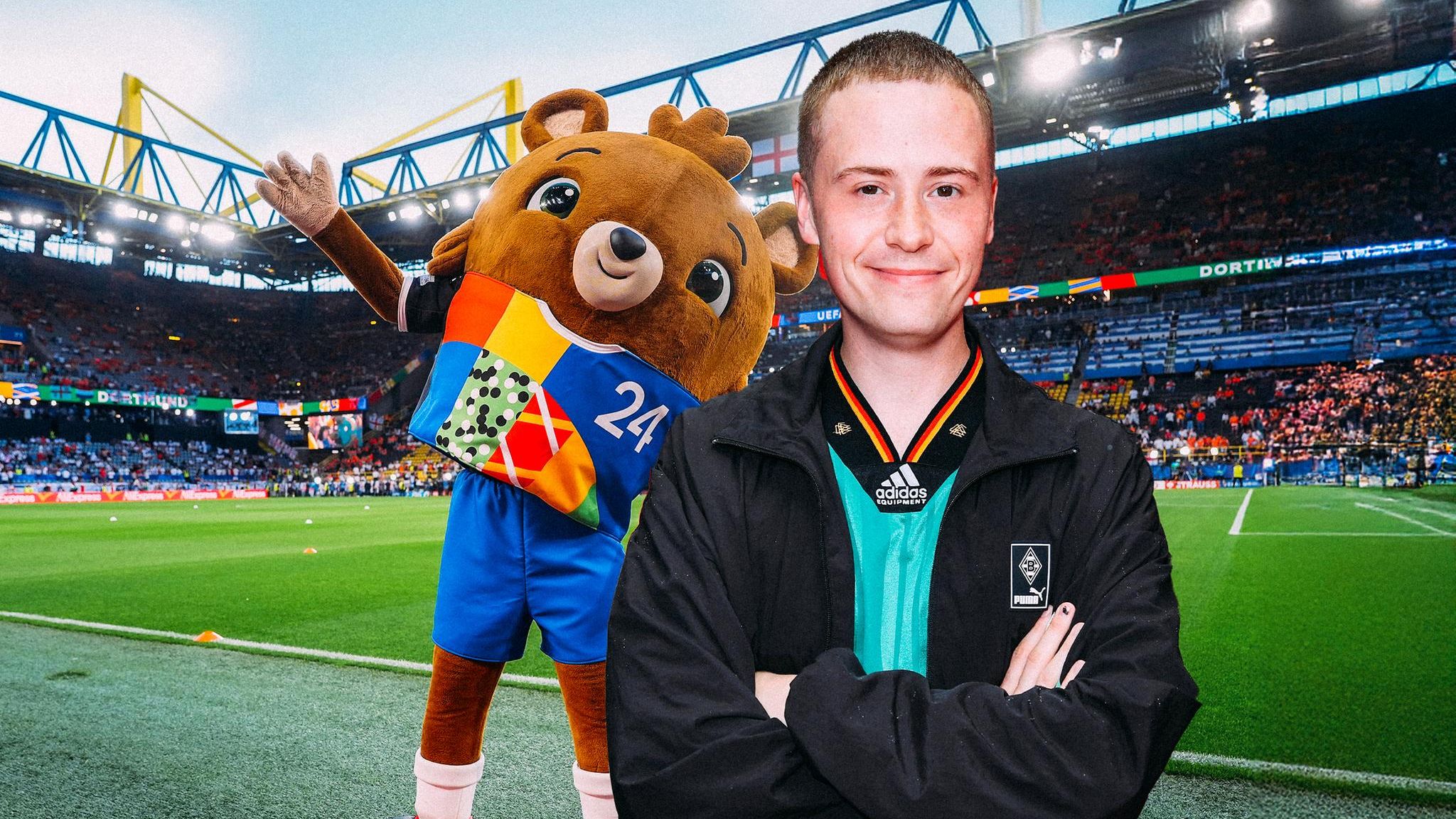 Marvin Wildhage und seine Verkleidung als falsches Maskottchen
