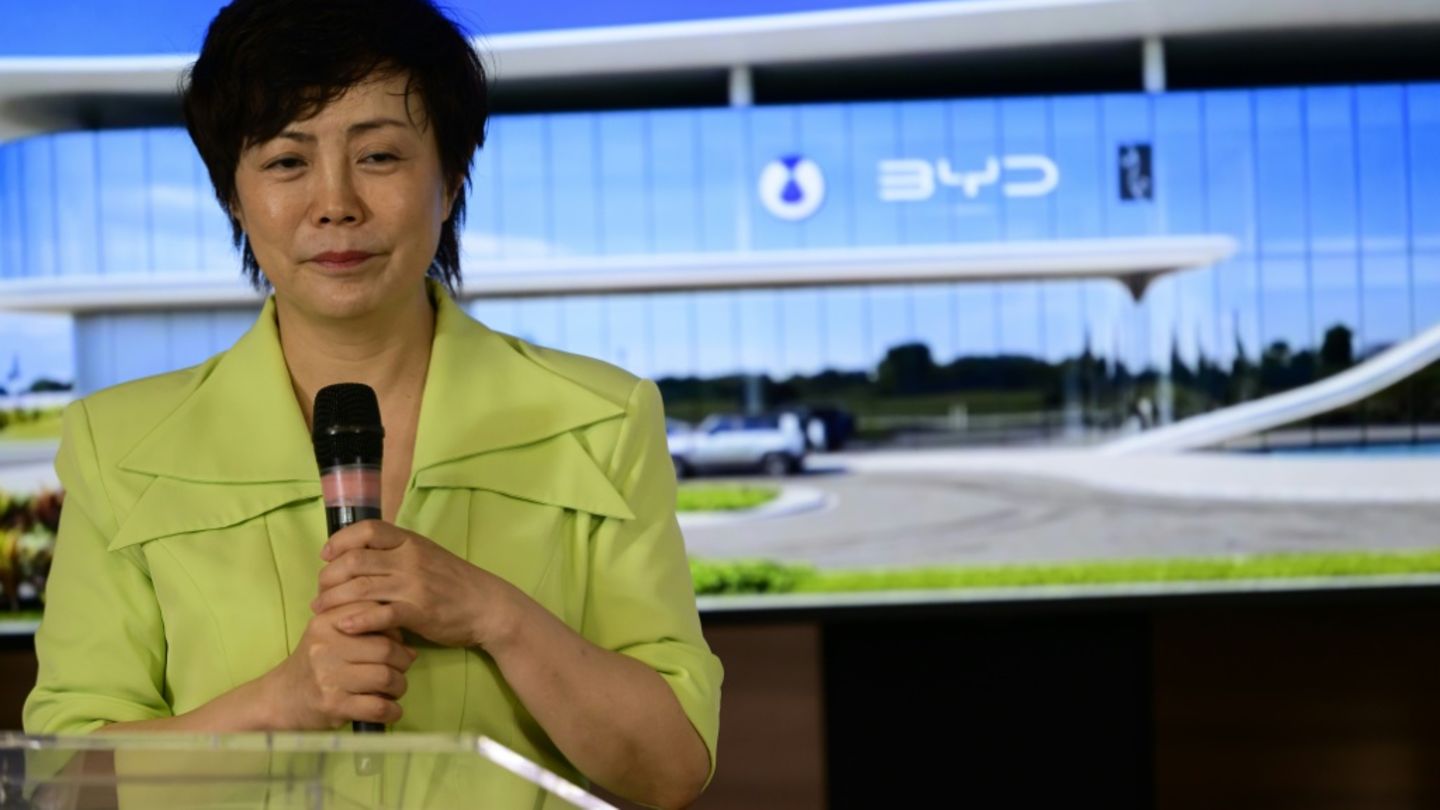 Stella Li Mitte März 2026