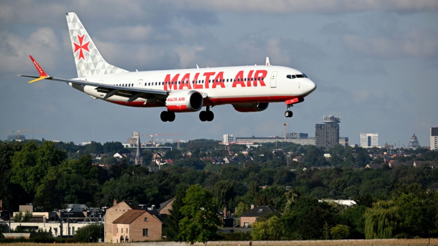 Flugzeug von Malta Air, hier in Brüseel