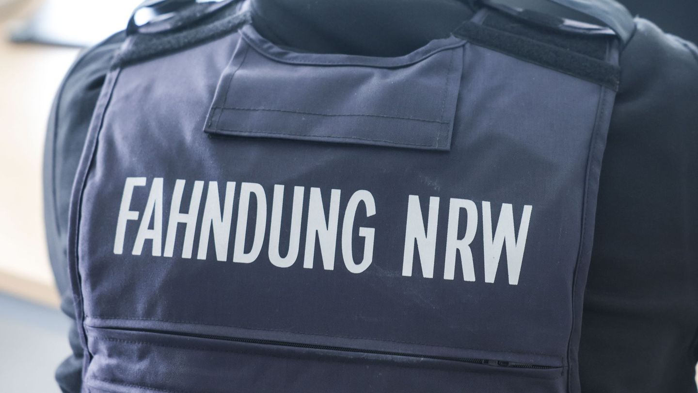 Razzia bei Netzwerk von Handwerksfirmen. (Symbolbild) Foto: Oliver Berg/dpa