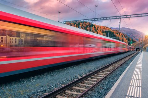 Je nach Startbahnhof sind viele europäische Städte in deutlich unter fünf Stunden mit dem Zug zu erreichen.