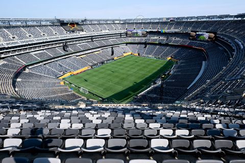 Die Organisatoren in der Region New York und New Jersey haben die Transportkosten für Fans drastisch gesenkt. Foto: Sven Hoppe/d