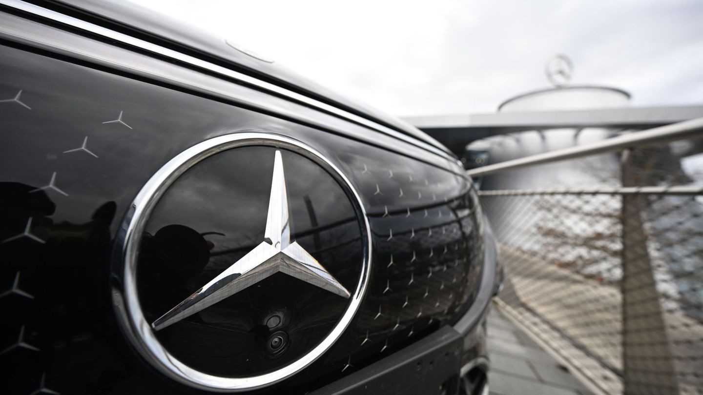 Der Verkaufsprozess für die konzerneigenen Autohäuser von Mercedes-Benz schreitet voran - auch im Südwesten. (Symbolbild) Foto: