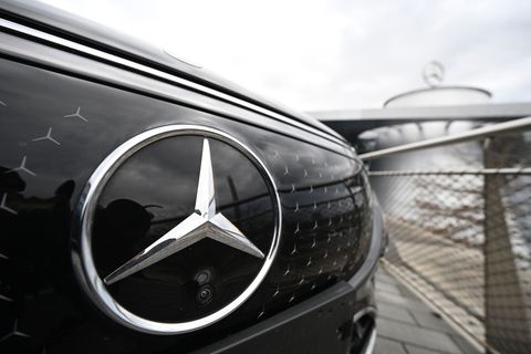 Der Verkaufsprozess für die konzerneigenen Autohäuser von Mercedes-Benz schreitet voran - auch im Südwesten. (Symbolbild) Foto: