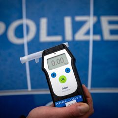 Laut Experten besteht zu Himmelfahrt ein höheres Risiko von Unfällen bedingt durch Alkoholkonsum. (Symbolbild) Foto: Soeren Stac