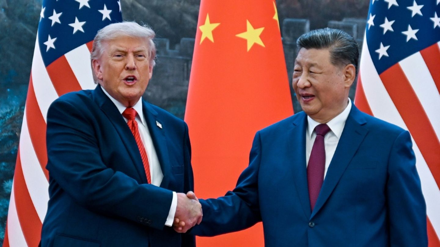 Donald Trump (links) und Xi Jinping am Donnerstag in Peking