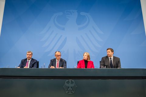Die Koalition steht unter Handlungsdruck. (Archivbild) Foto: Michael Kappeler/dpa