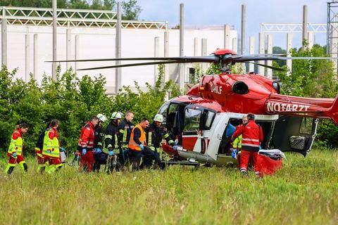 Ein 35-Jähriger ist in Hagen fünf Meter in die Tiefe gestürzt. Foto: Alex Talash/dpa