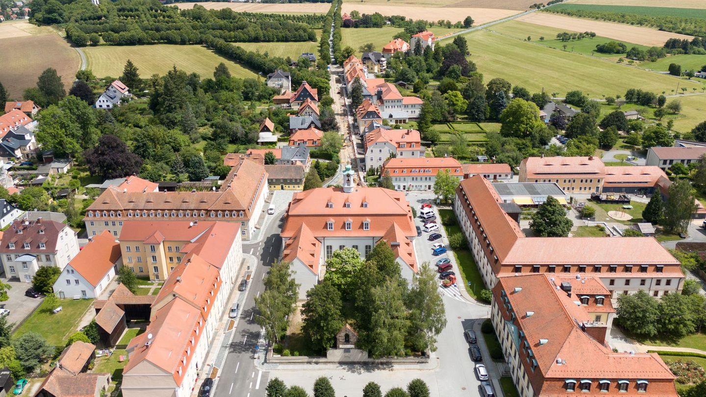 Die Siedlungen der Herrnhuter Brüdergemeine sind seit Juli 2024 Unesco-Welterbe. (Archivbild) Foto: Sebastian Kahnert/dpa