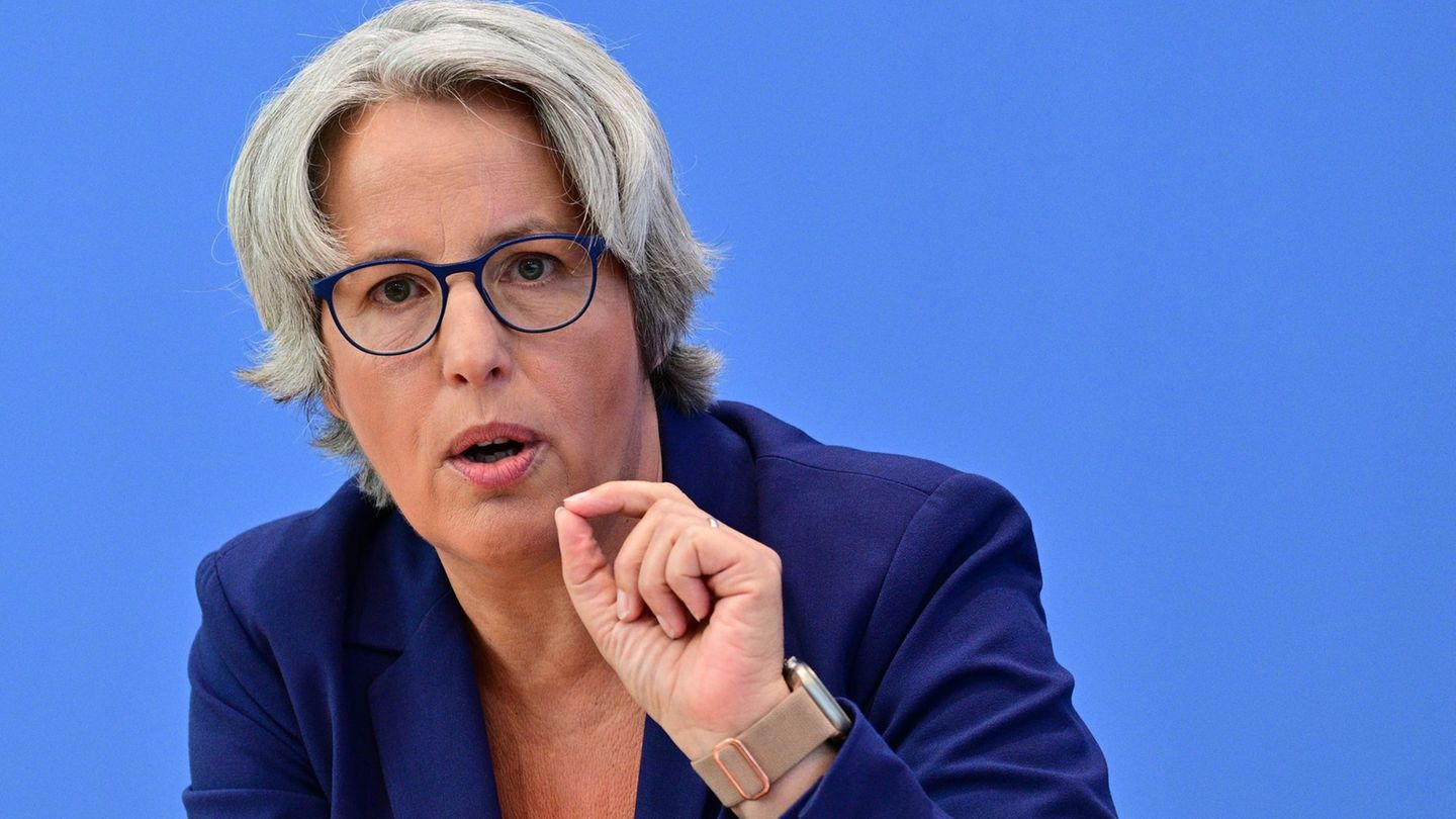 Kerstin Claus ist die unabhängige Missbrauchsbeauftragte des Bundes. (Archivbild) Foto: Sebastian Gollnow/dpa