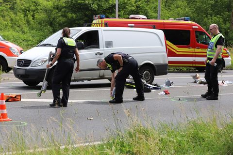 Spurensuche am Ort der Tragödie: Ein Jahr nach dem tödlichen Unfall an einer Kreuzung in Hürth beginnt vor dem Kölner Landgerich