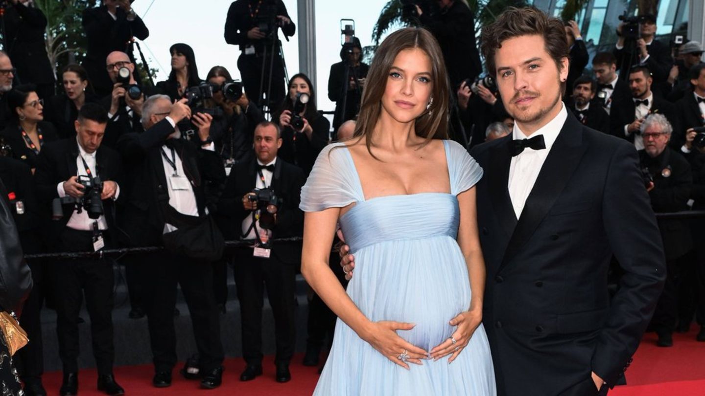 Barbara Palvin und Dylan Sprouse präsentieren in Cannes ihr werdendes Elternglück.