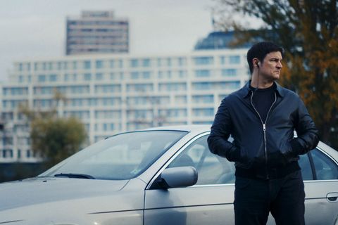 Trojan (Mišel Matičević) muss in "Verbrannte Erde" in einer völlig veränderten Hauptstadt klarkommen.