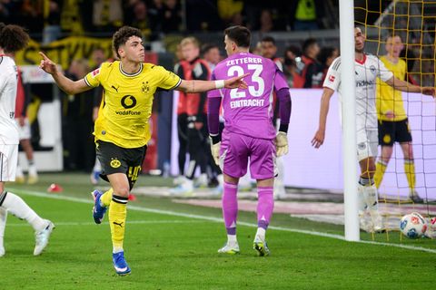 Samuele Inácio will in Zukunft noch öfter für den BVB jubeln. (Archivbild) Foto: Bernd Thissen/dpa