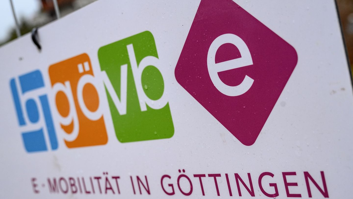 Die Göttinger Verkehrsbetriebe werden zuerst bestreikt, dann folgen Üstra und Regiobus im Raum Hannover. (Symbolbild) Foto: Swen