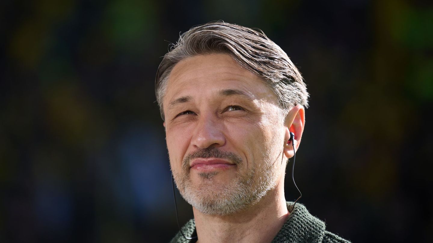 Niko Kovac ist auch im Urlaub erreichbar. (Archivbild) Foto: Bernd Thissen/dpa