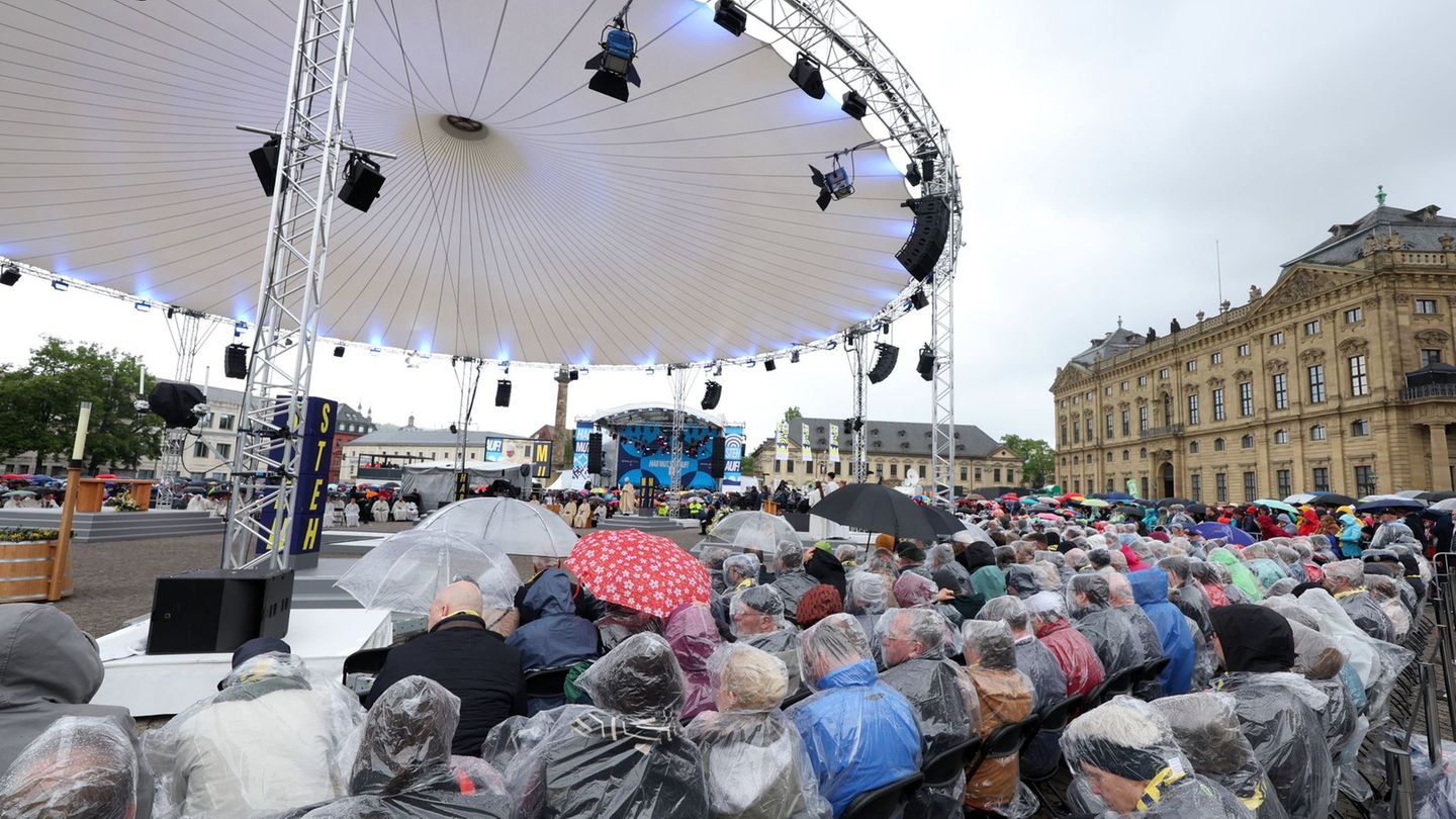 Das Wetter war bislang wechselhaft. Foto: Karl-Josef Hildenbrand/dpa