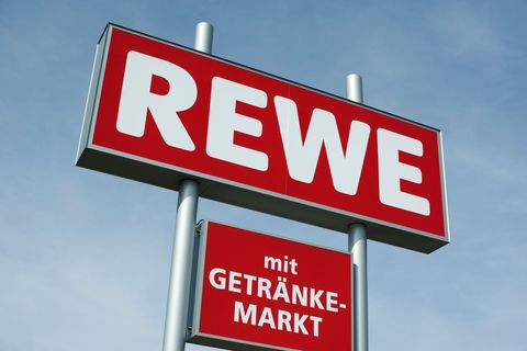 Neben Rewe sind auch die Supermarktketten Penny, Edeka und Kaufland von dem Streik betroffen.