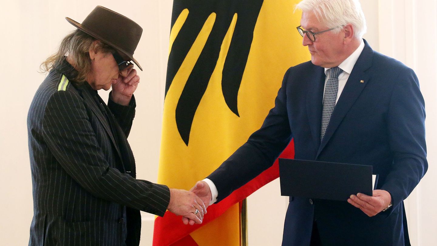 Frank-Walter Steinmeier lobt Lindenberg zu seinem Geburtstag für sein politisches Engagement. (Archivbild) Foto: Wolfgang Kumm/d