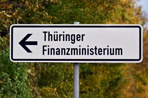 Betrüger versuchen mit gefälschten Zahlungsaufforderungen, an Geld und persönliche Daten zu kommen. (Symbolbild) Foto: Martin Sc