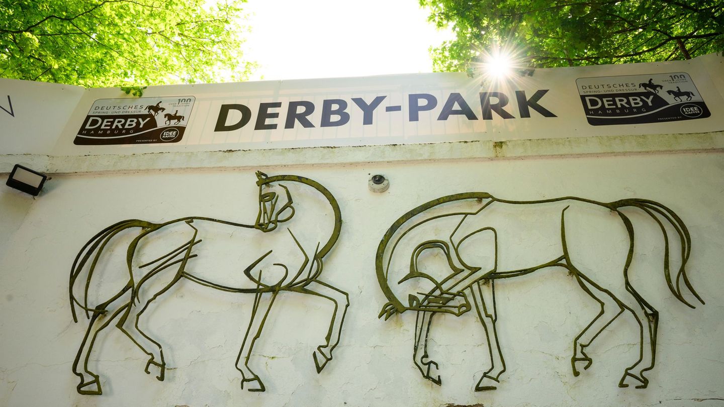 Am Sonntag (16.6.2026) findet das 95. deutsche Spring-Derby statt. Die zweite Qualifikation gewann der Ire David Simpson. (Archi