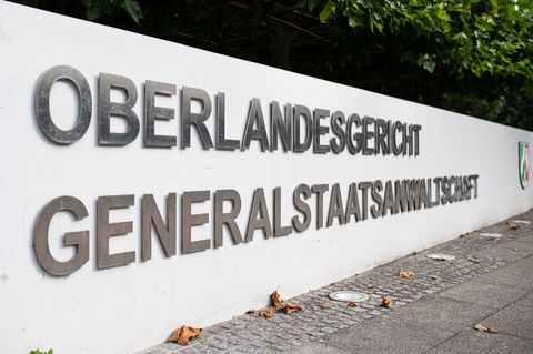 Das Oberlandesgericht Hamm muss nun über die Sammelklage gegen Stromio entscheiden. (Symbolbild) Foto: Guido Kirchner/dpa