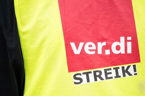 Der Warnstreik soll am Samstag weitergehen. (Symbolbild) Foto: Hannes P Albert/dpa