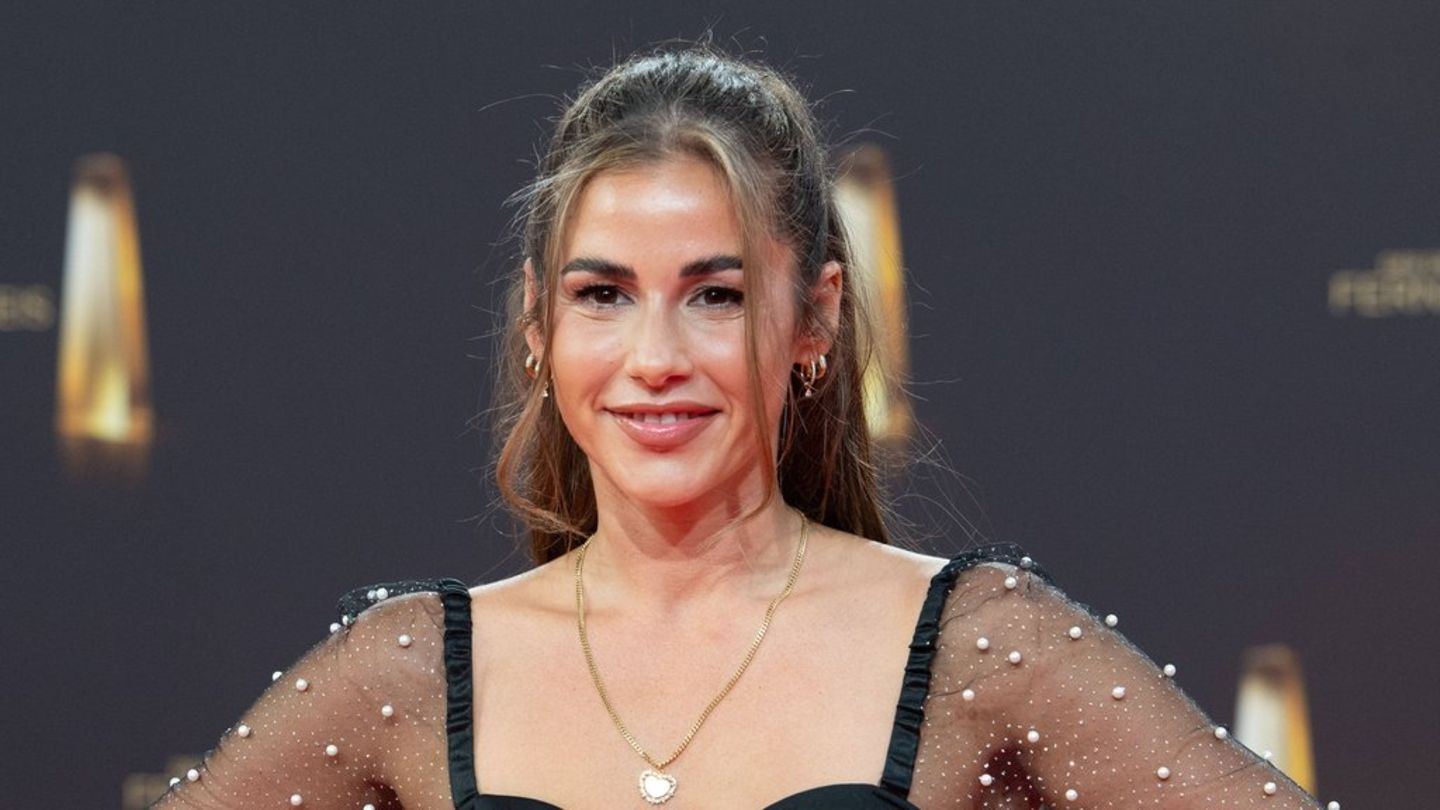 Sarah Engels hat sich im deutschen ESC-Vorentscheid mit ihrem Song "Fire" durchgesetzt und vertritt nun Deutschland beim Musik
