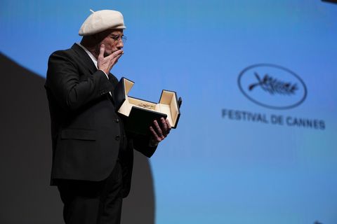 John Travolta wurde mit der Goldenen Ehren-Palme überrascht. Foto: Scott A Garfitt/Invision/AP/dpa