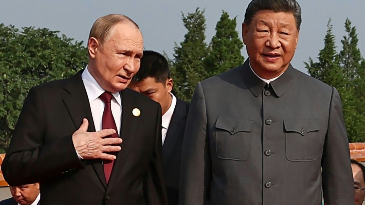 Putin (L) und Xi bei einem früheren Treffen