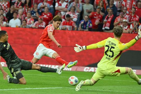 Union-Torhüter Carl Klaus konnte in Mainz seinen ersten Bundesliga-Sieg feiern. (Archivbild) Foto: Torsten Silz/dpa
