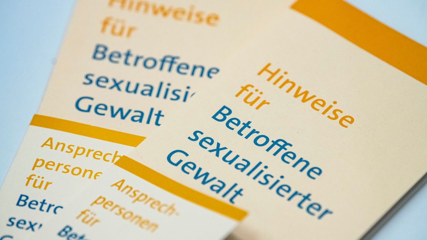 Vorwürfe sexualisierter Grenzverletzungen durch einen beliebten katholischen Pfarrer schockieren Gläubige im Eichsfeld. (Symbolb
