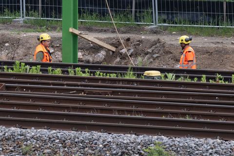 Die Bauarbeiten zur RTW werden noch einige Jahre dauern. Foto: Boris Roessler/dpa