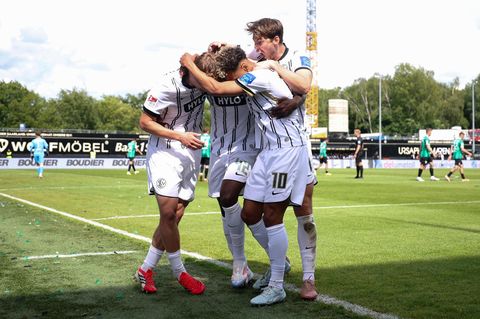 Jubel in Elversberg, die Sportvereinigung machte den Aufstieg in die Bundesliga perfekt