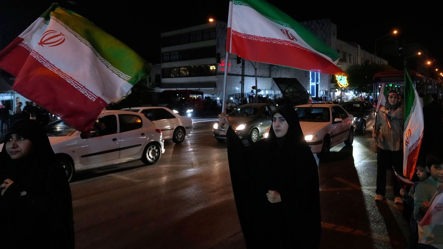 Lage im Überblick: Trump droht: "Für den Iran tickt die Uhr"