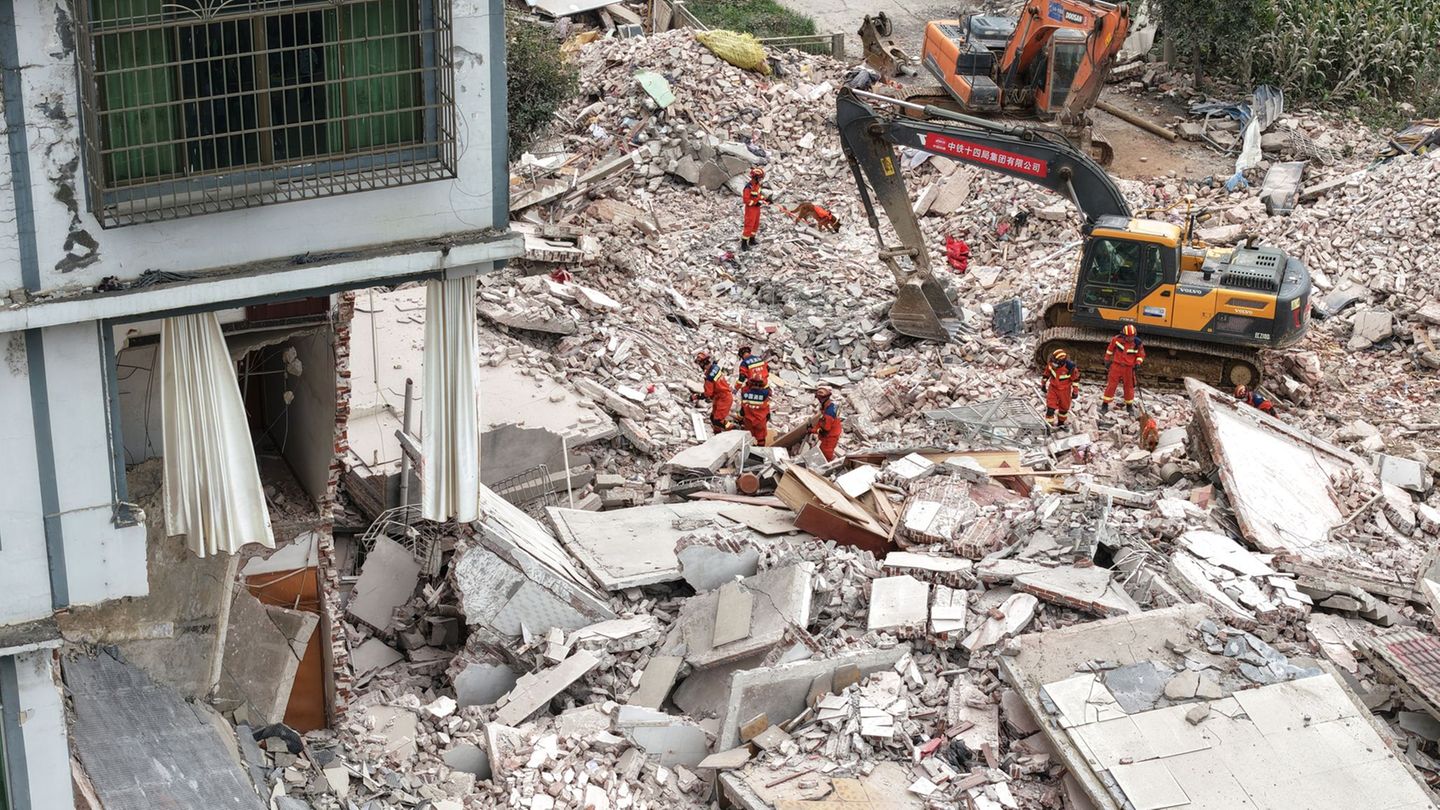 Bei einem Erdbeben in Südchina sind mindestens drei Menschen ums Leben gekommen. Foto: Li Hanchi/XinHua/dpa