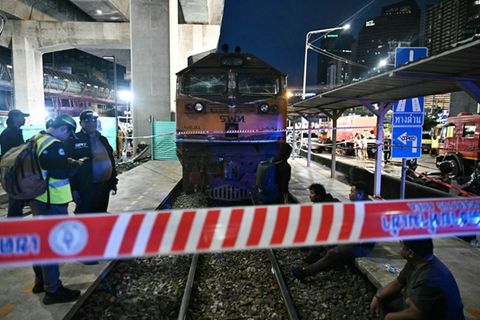 Zugunglück in Bangkok