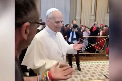 Papst Leo macht bei viralem TikTok-Trend mit