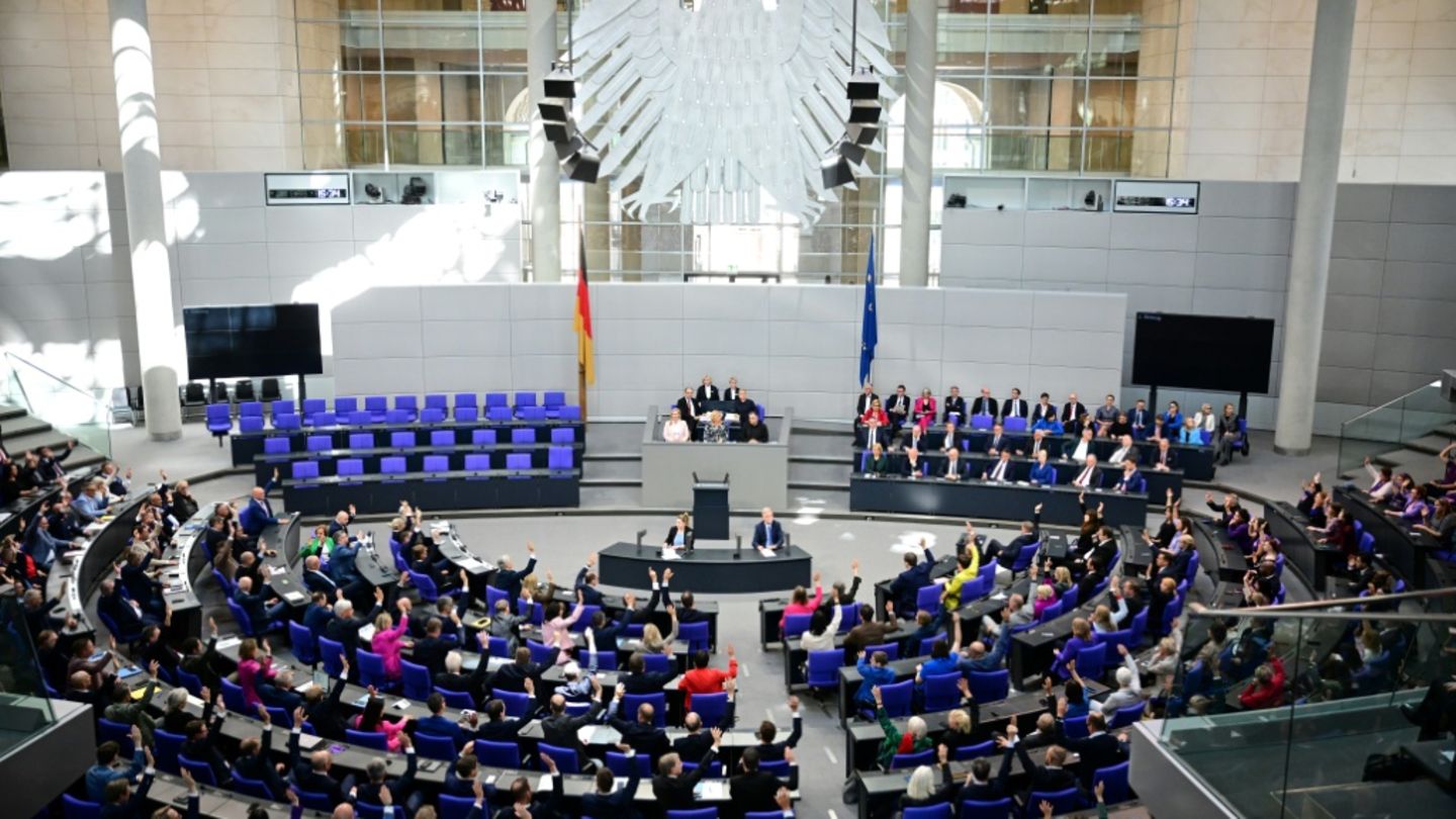 Aussetzung der Diätenerhöhung diese Woche Thema in Unionsfraktion