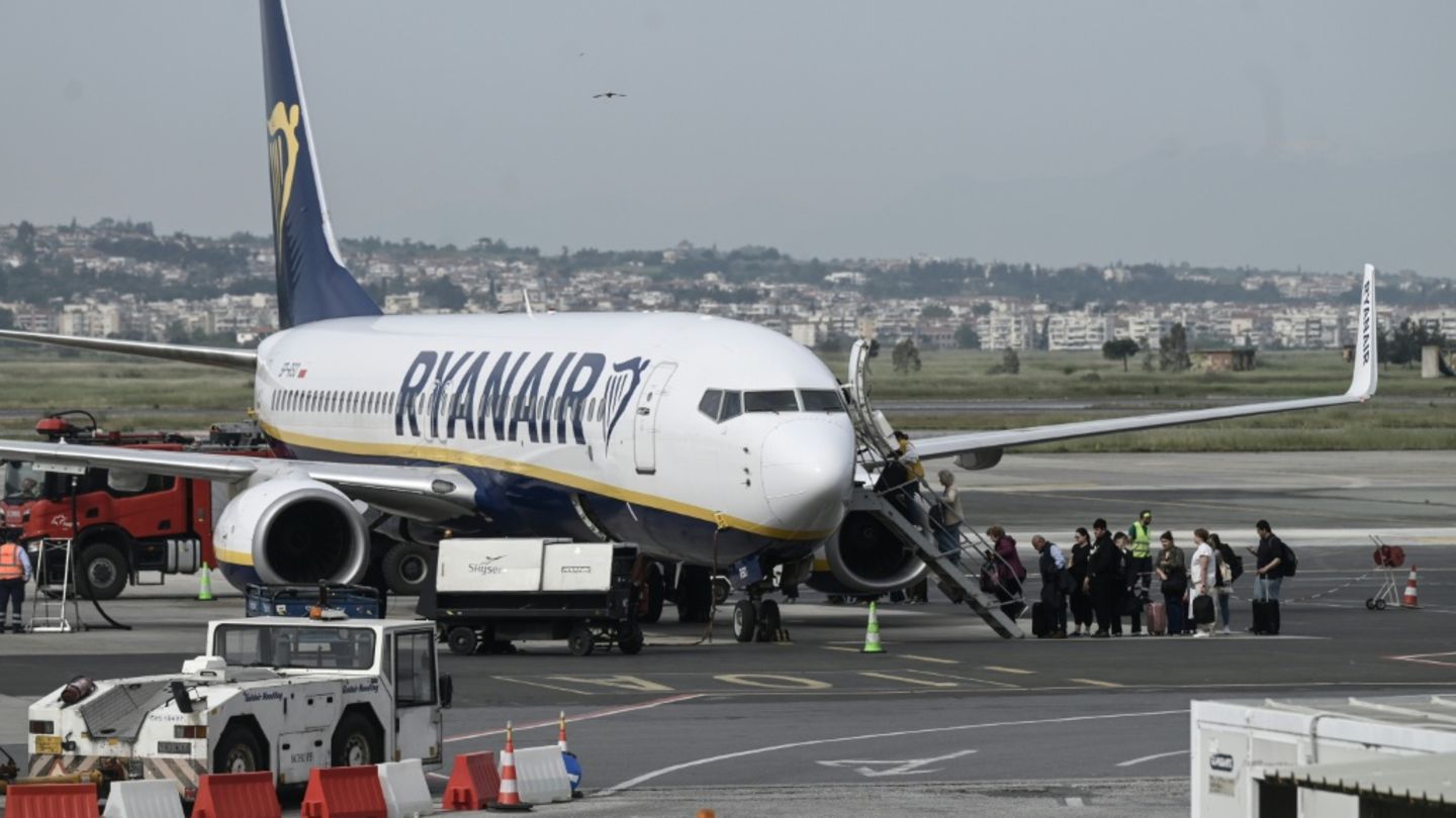 Ryanair meldet starkes Gewinnplus - Ausblick unsicher