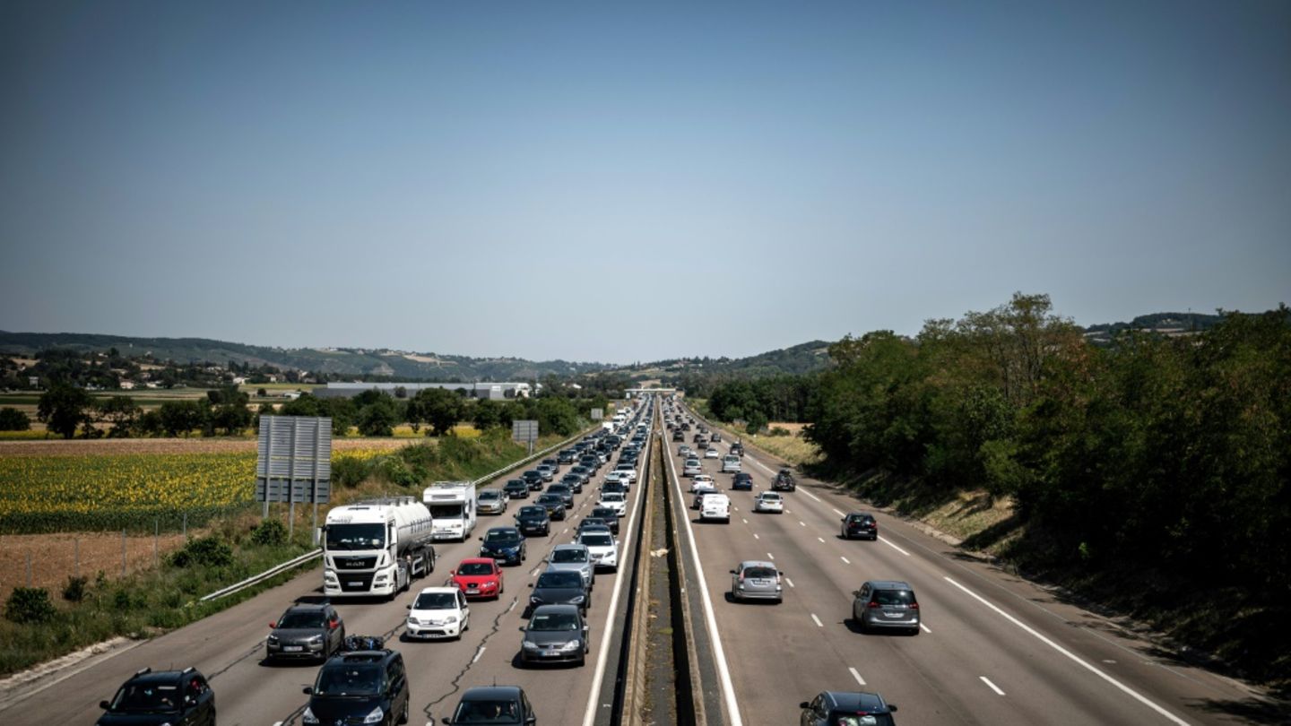 ADAC erwartet an langem Pfingstwochenende beträchtliche Staus