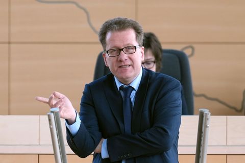 "Das Land gibt Millionen Euro für Geräte aus, die niemand einschaltet", kritisierte Martin Habersaat (SPD). (Archivbild) Foto: M