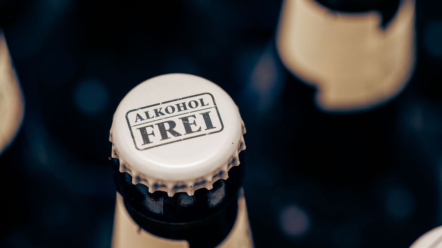 Vorsicht: Das Mönchshof Natur Radler Blutorange enthält – anders als auf dem Klöppeletikett angegeben – Alkohol.