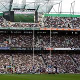 Zuschauerränge im Twickenham Stadion