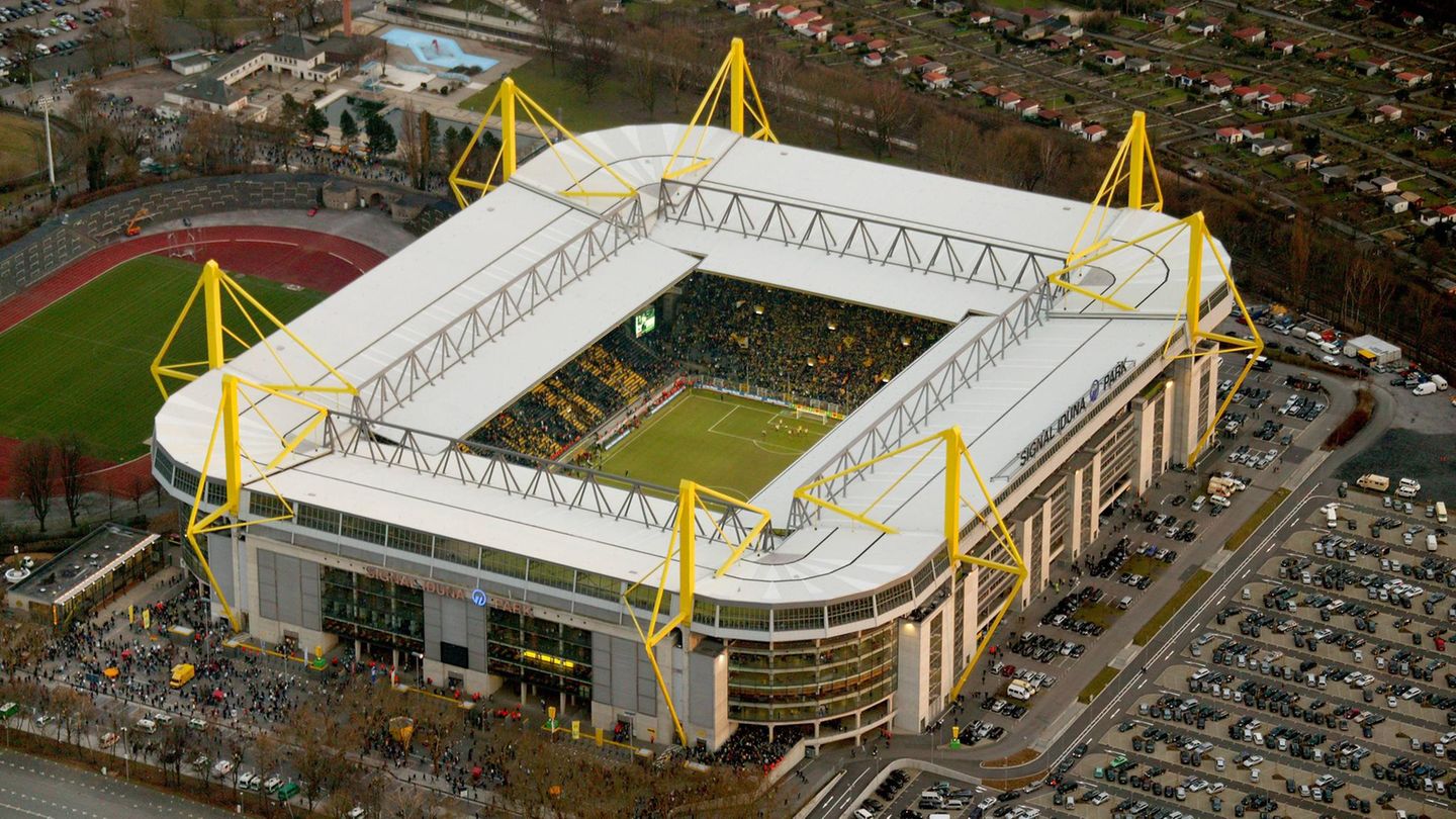 Luftaufnahme vom Signal Iduna Park