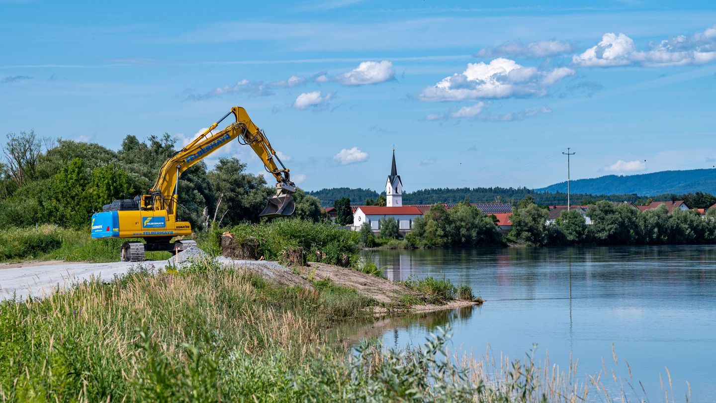 Nahezu 70 Kilometer Donau soll in Niederbayern ausgebaut werden. (Archivbild) Foto: Armin Weigel/dpa