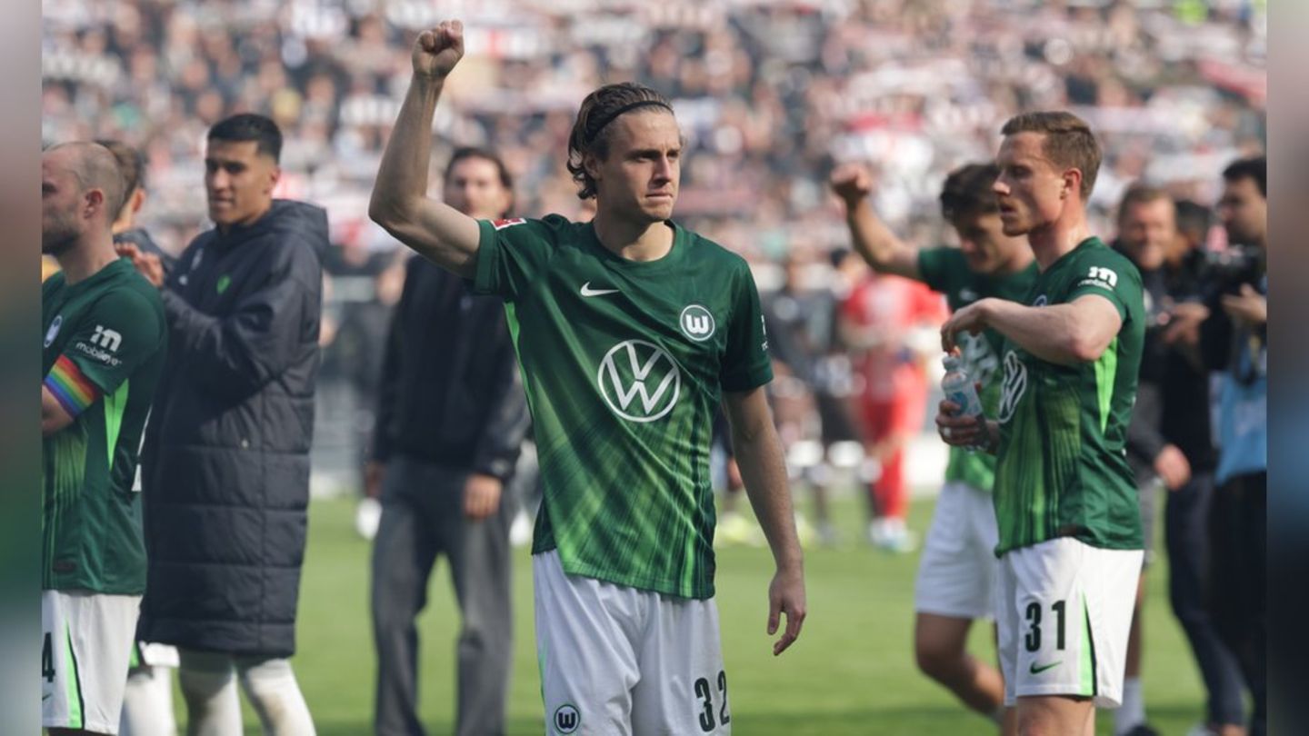 Der VfL Wolfsburg darf nach dem Sieg gegen St. Pauli in die Relegation.